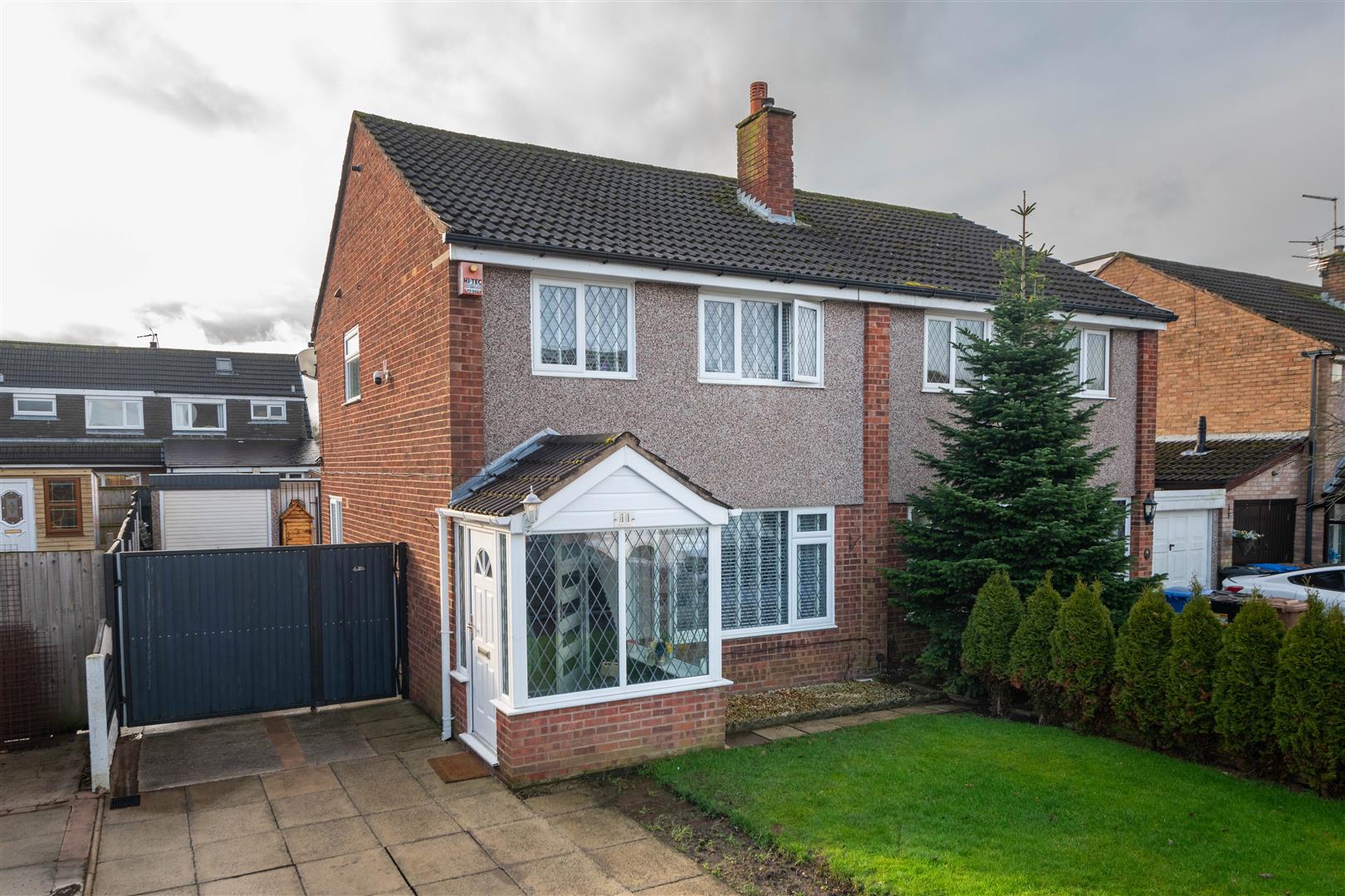 3 bed property in Earlsway, Chorley